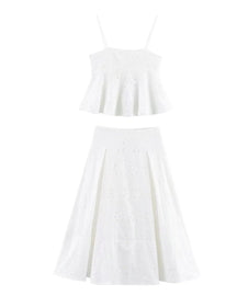 Conjunto – Top Bordado Cropped com Alças Finas + Saia Plissada de Cintura Alta, Modelo A-Line