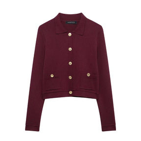 Conjunto Luxo Vermelho em Malha de Alta Densidade – Cardigã e Saia