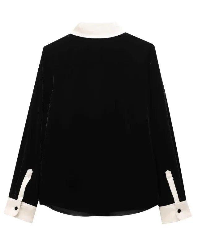 Conjunto em Veludo com Camisa de Manga Longa e Calça – Design Elegante com Detalhes Laterais