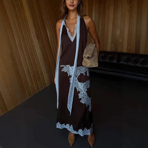 Conjunto Luxo com Renda Contrastada e Saia Longa – Elegância Atemporal