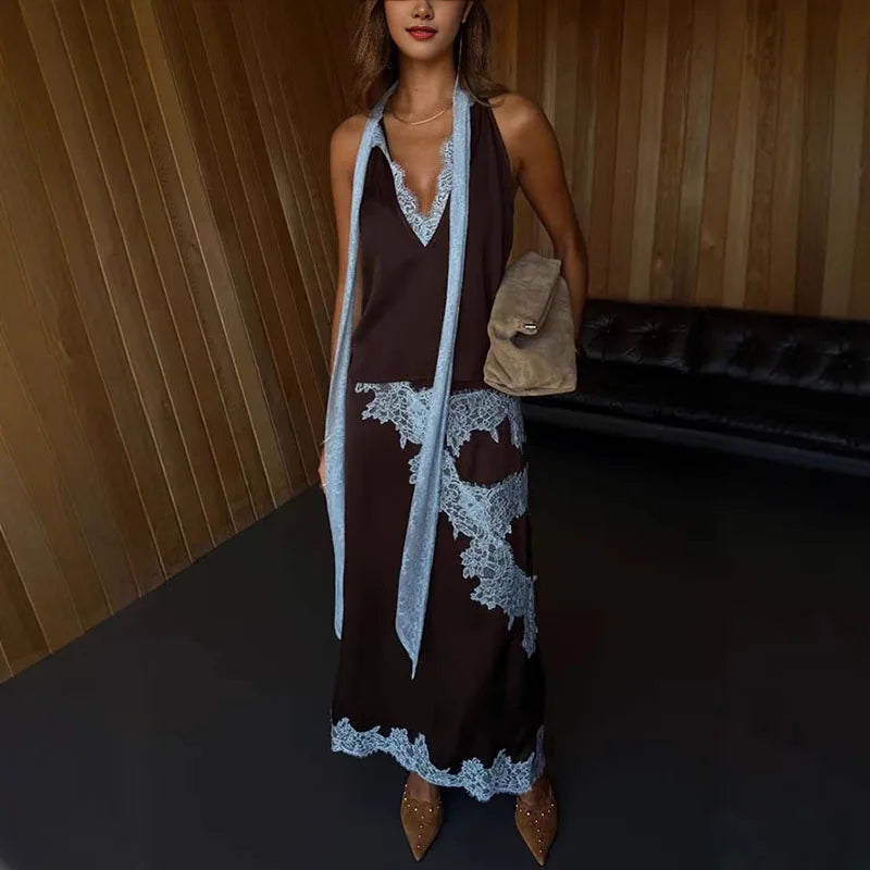 Conjunto Luxo com Renda Contrastada e Saia Longa – Elegância Atemporal