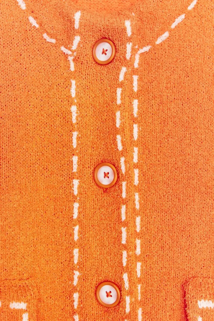 Camisa Feminina Tricotada com Recortes em Cores – Modelo Criativo de Verão