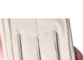 Luvas Femininas em Pelica (Couro de Ovelha) com Forro Aveludado e Toque para Tela – Elegância de Inverno