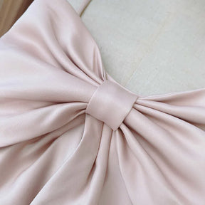 Colete com Laço Grande e Alças Finas - Estilo Sexy e Elegante