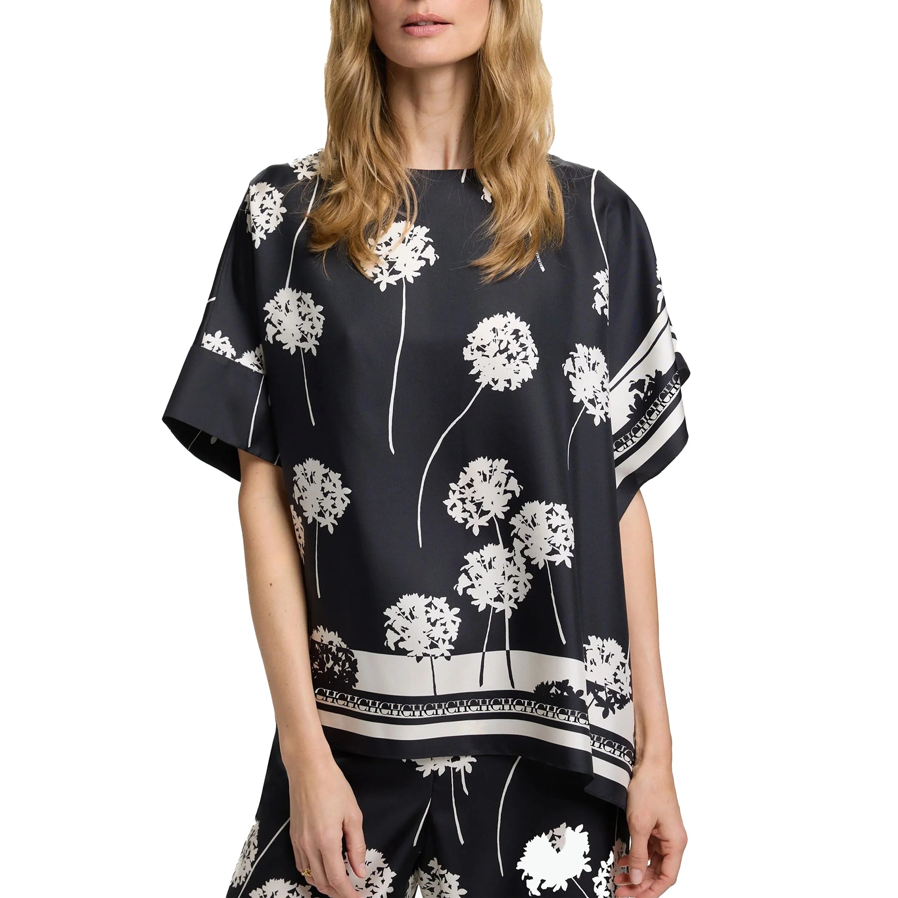 Conjunto CHCH – Elegância Vintage em Duas Peças Leves e Sofisticadas