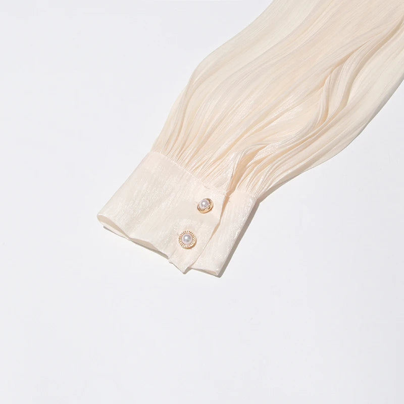 Vestido Mini com Babados, Mangas Longas e Silhueta Fluida