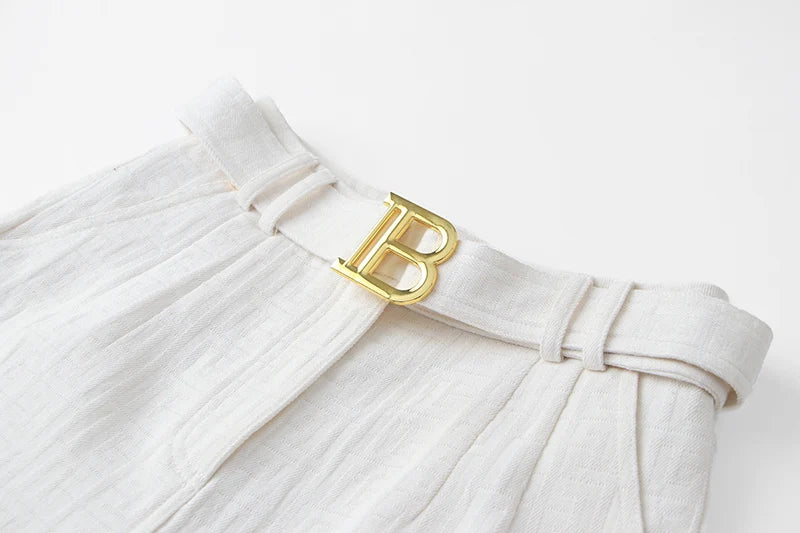 Shorts Alfaiataria com cinto B - Novidade