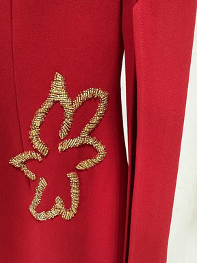 Vestido Longo de Luxo com Capa e Detalhes Reluzentes