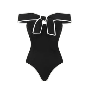 Conjunto Bicolor com Top Estruturado e Saia Transpassada