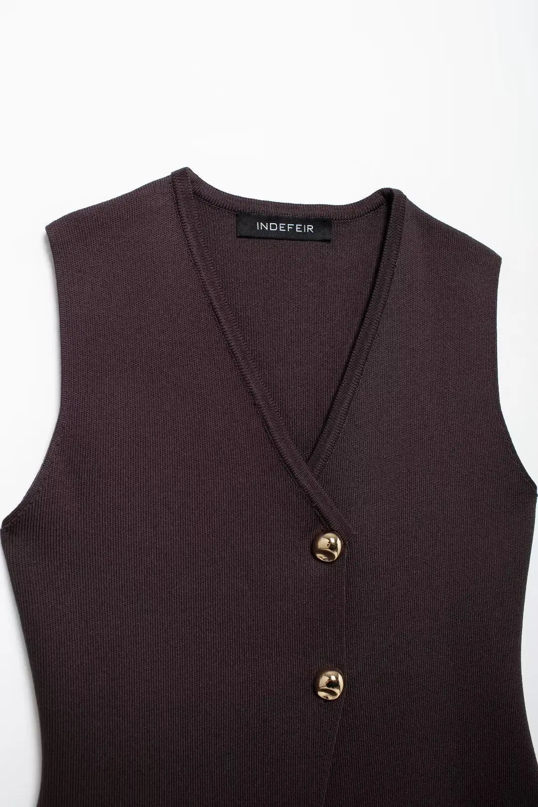 Conjunto – Toque Retrô Elegante, Blusa Tricotada Sem Mangas + Saia Longa Moderna