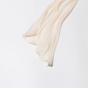 Vestido Mini com Babados, Mangas Longas e Silhueta Fluida