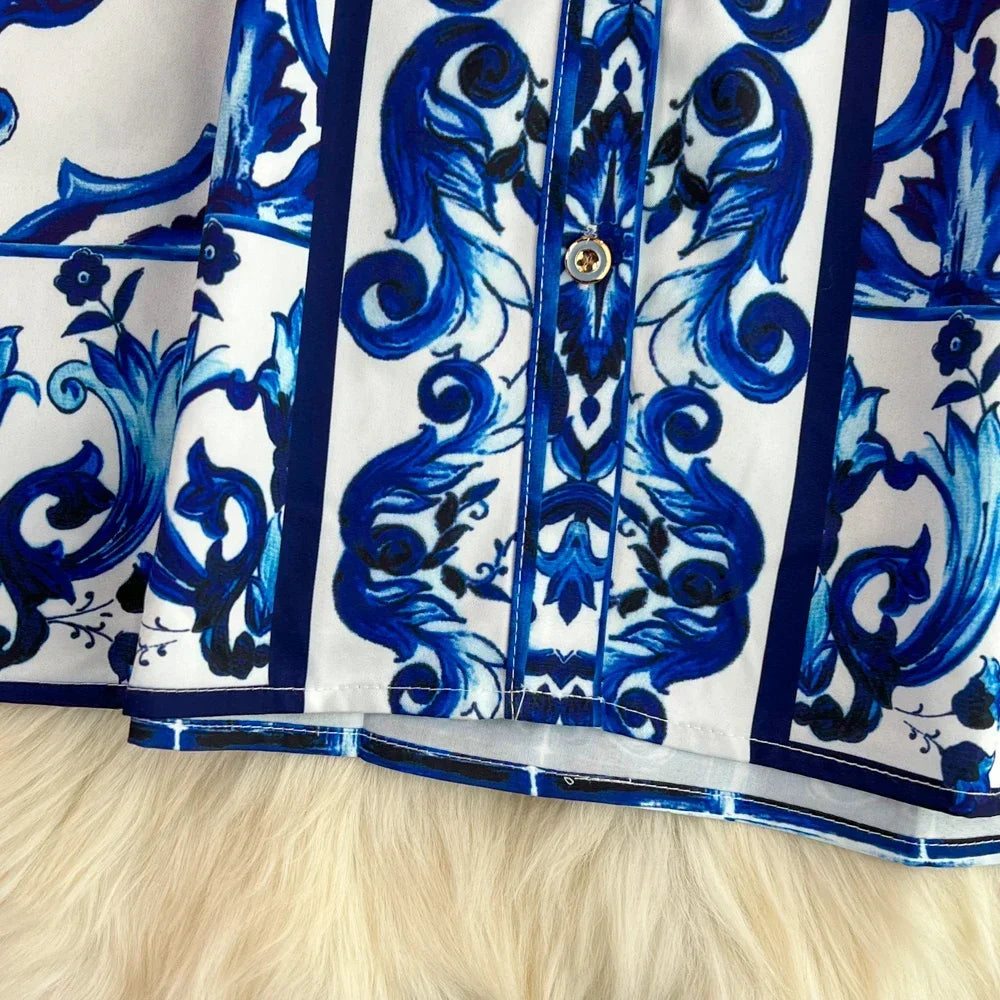 Conjunto Fashion Primavera - Camisa e Shorts com Estampa de Porcelana Azul e Branca