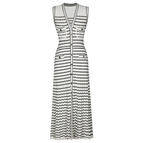 Vestido Cami em Tricô Canelado Premium com Abotoamento Frontal e Trama Ondulada