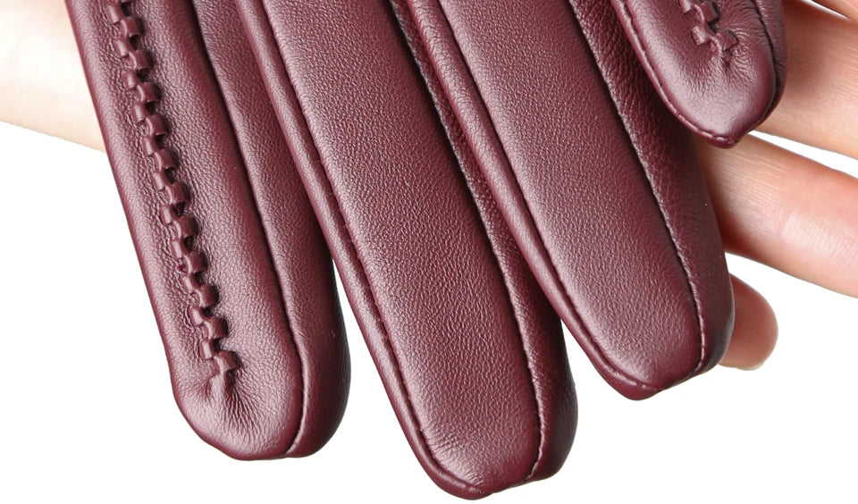 Luvas Femininas em Couro de Ovelha com Forro Aveludado e Toque para Tela – Elegância de Inverno