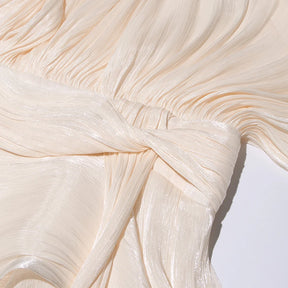 Vestido Mini com Babados, Mangas Longas e Silhueta Fluida