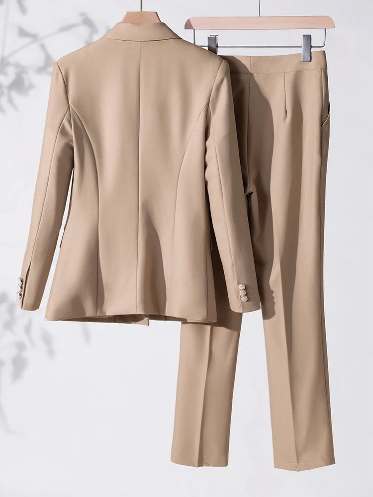 Conjunto elegante Blazer e calça alfaiataria