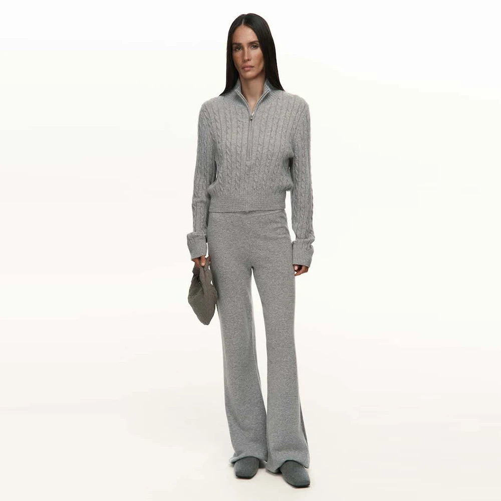 Conjunto de Mangas Longas e Calça Fluida Minimalista