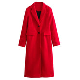 Sobretudo Longo Vermelho – Elegância Atemporal com Toque Casual