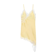 Vestido Mini em Cetim com Renda – Elegância Assimétrica e Sensualidade Delicada