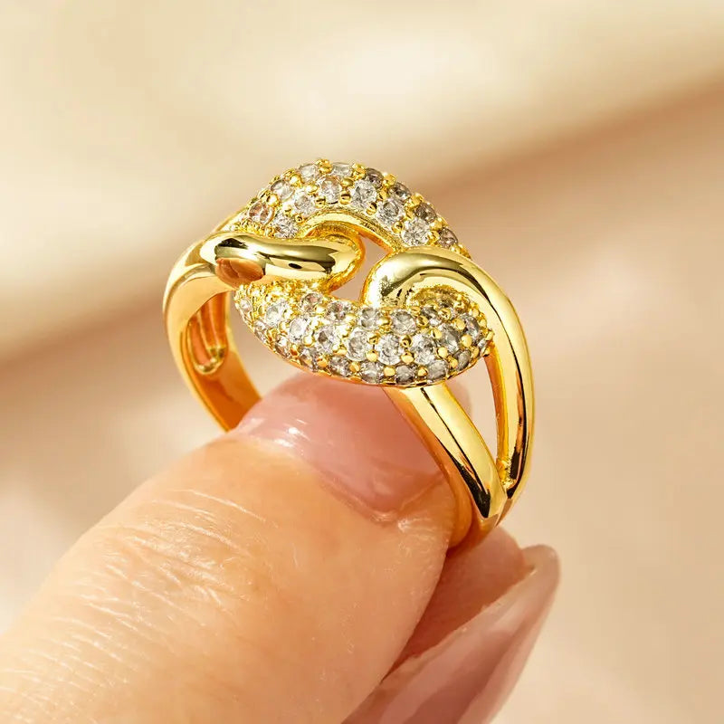 Anel de Luxo – Banhado a Ouro 14k