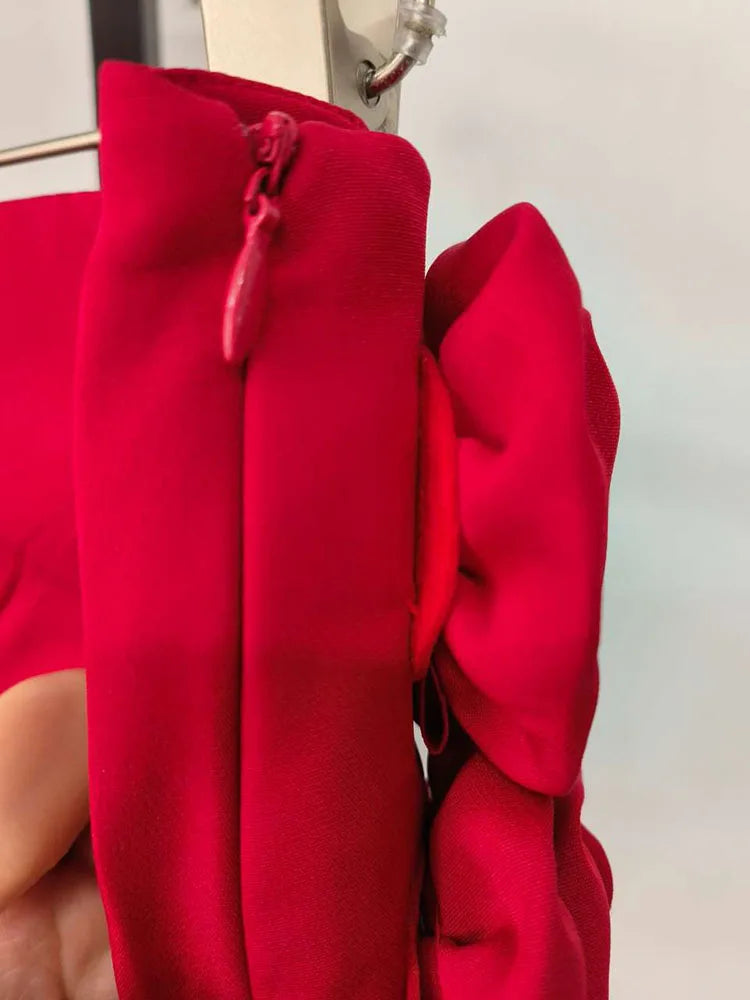 Saia Com Aplicação em rosas bordadas - Alfaiataria