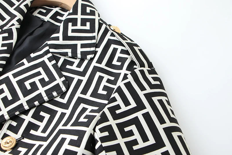 Trench Coat Luxo Tecido Estruturado - Monograma
