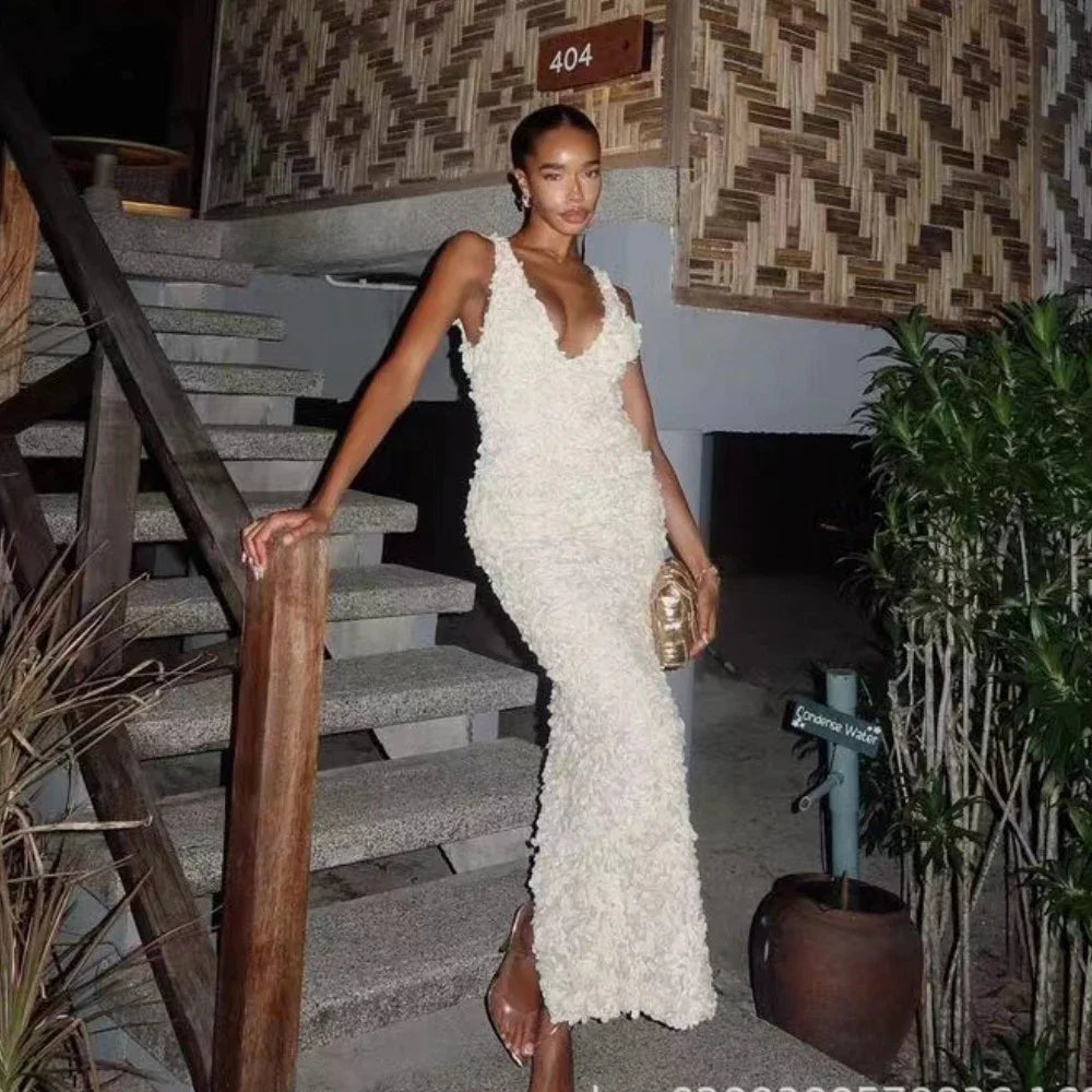 Vestido Longo Elegante com Decote V e Flores 3D – Modelo Slim, Sem Mangas, Midi/Maxi