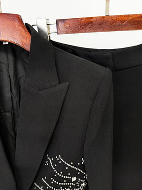 Conjunto  Detalhes em Pedrarias - Blazer de Botão Único e Calça Reta – Elegância