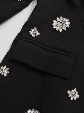 Conjunto de Alfaiataria Escultural com Blazer e Calça com Cristais