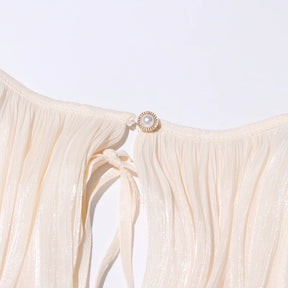 Vestido Mini com Babados, Mangas Longas e Silhueta Fluida