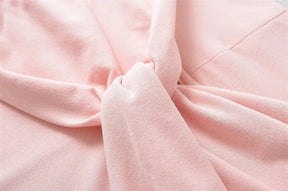 Camiseta Feminina com Torção Frontal – Estilo e Versatilidade para o Verão