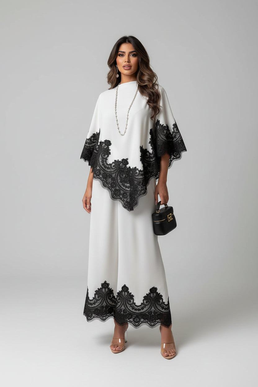 Conjunto Cetim com Aplicação de Renda, Blusa Capa e Calça Wide Leg