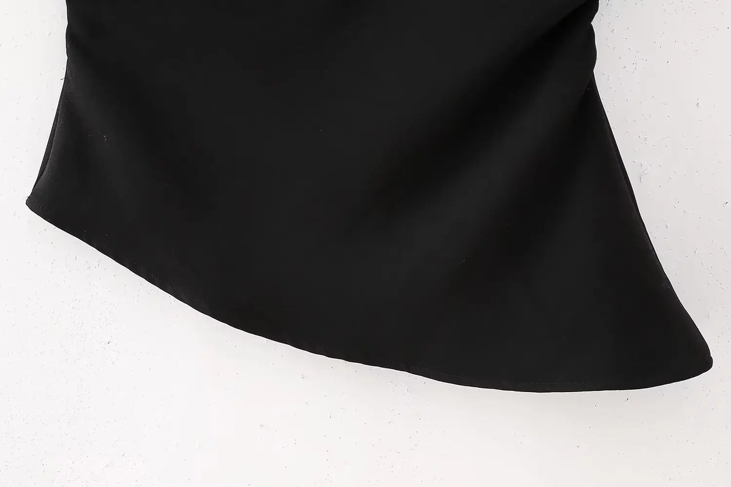 Regata Alcinha Com detalhe nas Costas - Alfaiataria