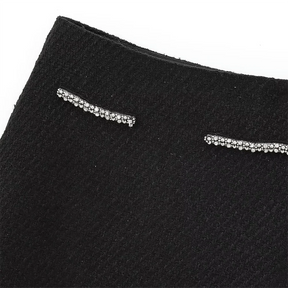 Conjunto Elegante Tweed com Cardigan Bordado em Strass e Saia de Cintura Alta