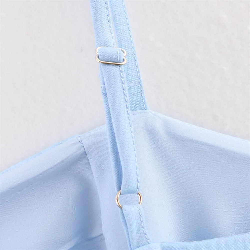 Conjunto Feminino Elegante – Top Tomara-Que-Caia Ajustado + Saia Curta