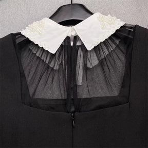 Vestido Longo Bordado e Gola Elegante
