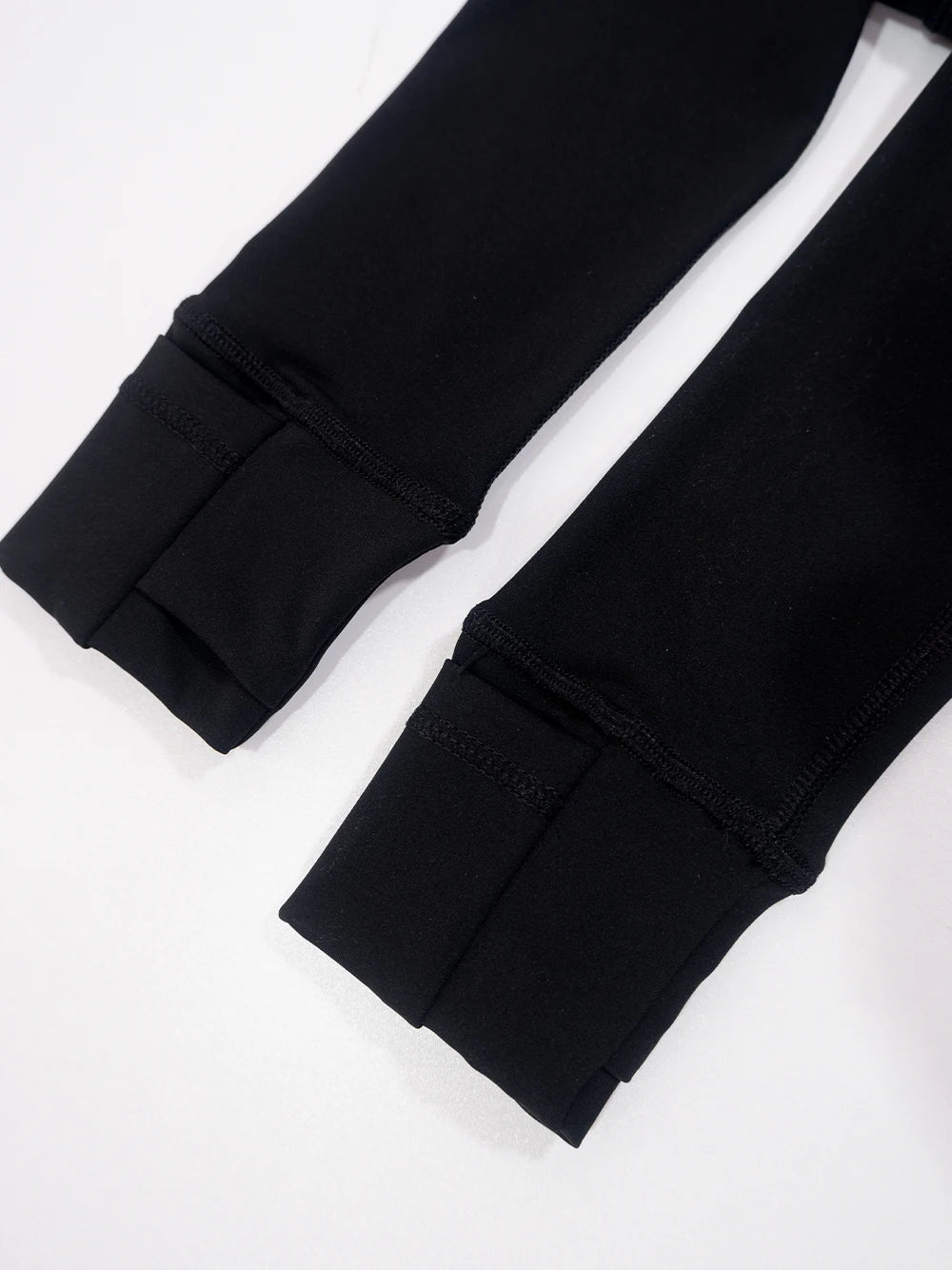 Conjunto Esportivo Feminino com Zíper Dourado e Calça Modeladora