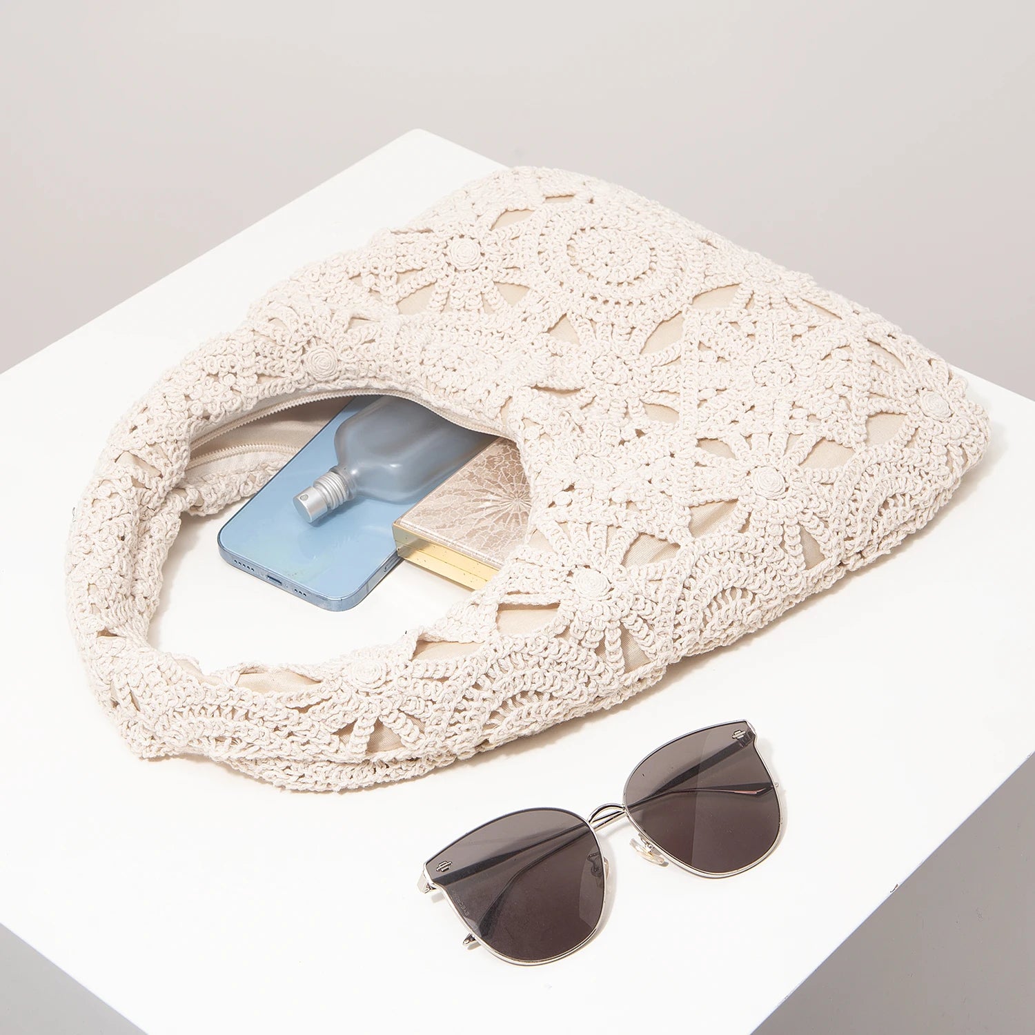 Bolsa de Ombro Trançada Vazado Artesanal – Estilo Premium para Praia e Viagens