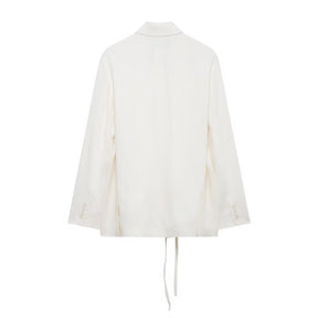 Conjunto de Blazer com Laço e Calça Cintura Alta – Elegância Sofisticada para a Meia-Estação