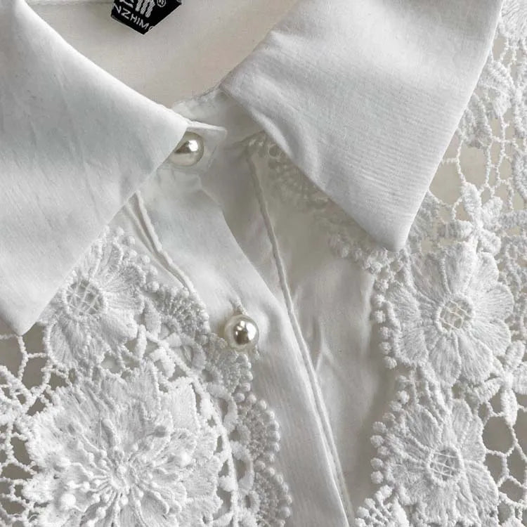 Conjunto bordado delicado - Calça e camisa