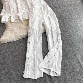 Conjunto bordado delicado - Calça e camisa