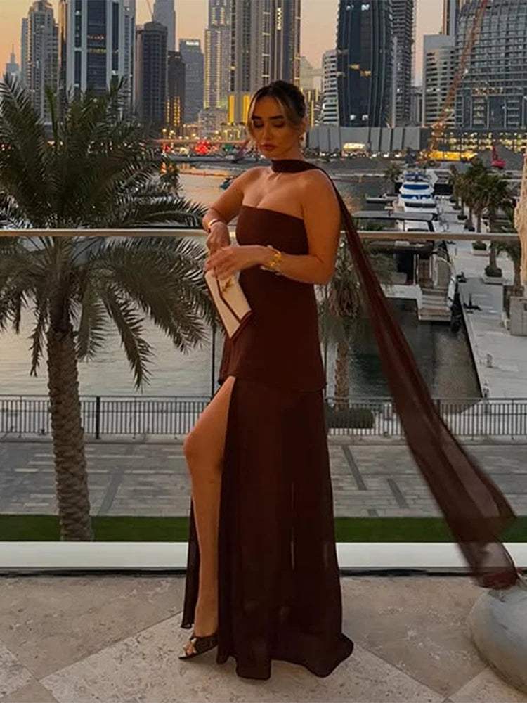 Vestido Longo Tomara que Caia com Fenda – Elegância e Sensualidade na Medida Certa