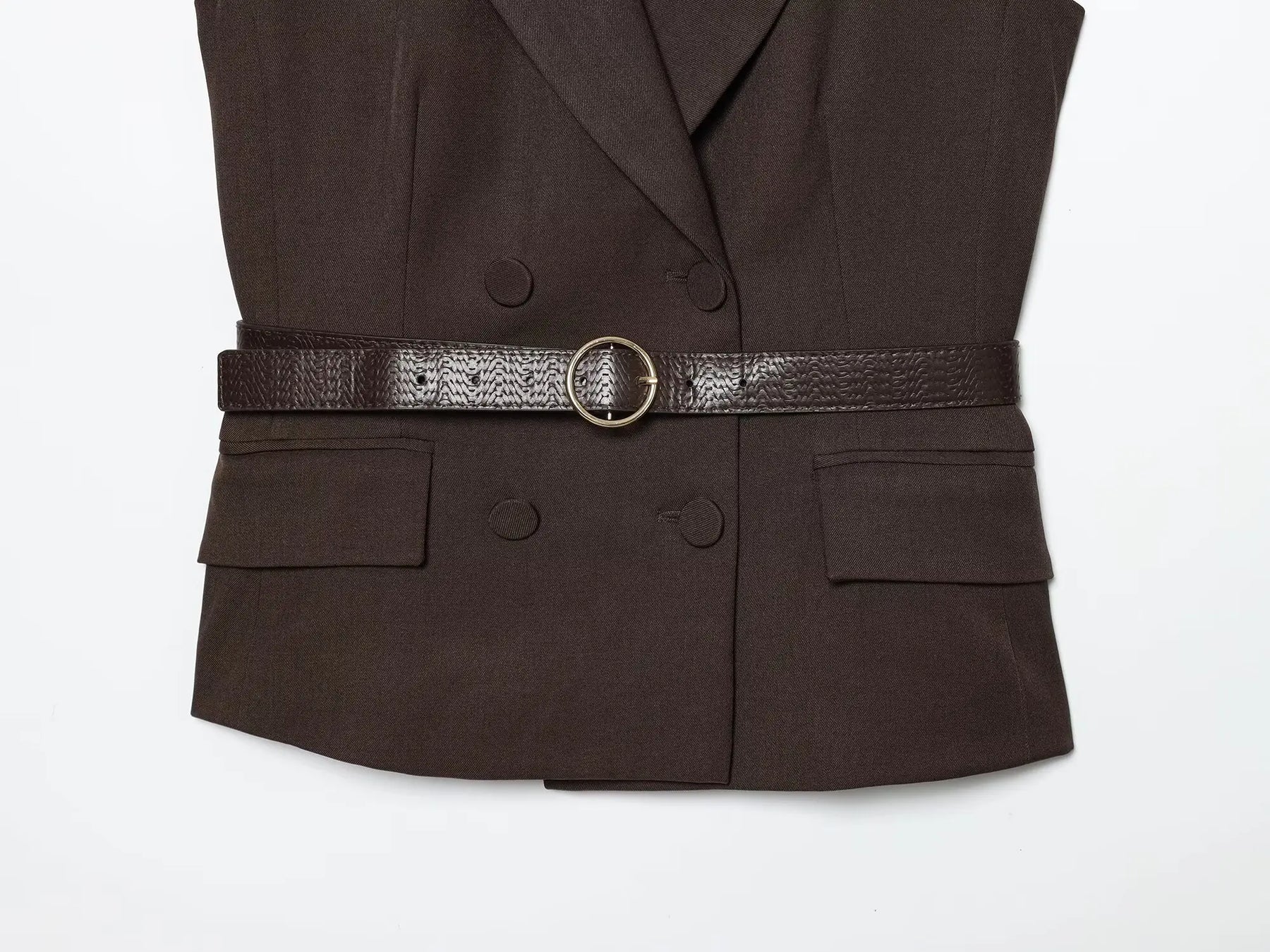 Conjunto Contemporâneo Sem Mangas com Cinto e Calça de Alfaiataria