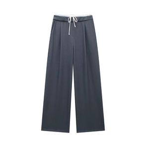 Calça Pantalona: Conforto e Sofisticação em Tecido Leve