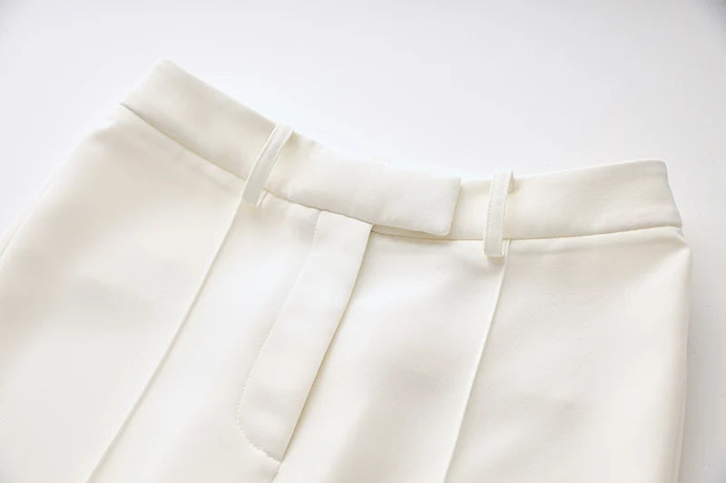 Conjunto calça e blazer bordado com Pérolas  - Alta costura