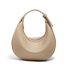 Bolsa  – Modelo Meia-Lua, Estilo Crossbody, Elegante