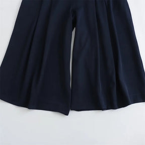 Conjunto Elegante – Blazer Curto com Botões Decorativos e Calça Pantalona