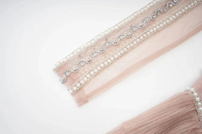 Vestido Longo - Luxo, com Bordado Feito à Mão e Saia em Camadas de Tule