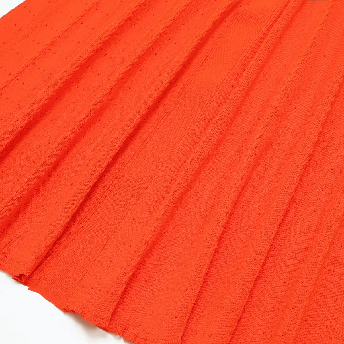 Conjunto Elegante em Tricot com Manga Curta e Saia