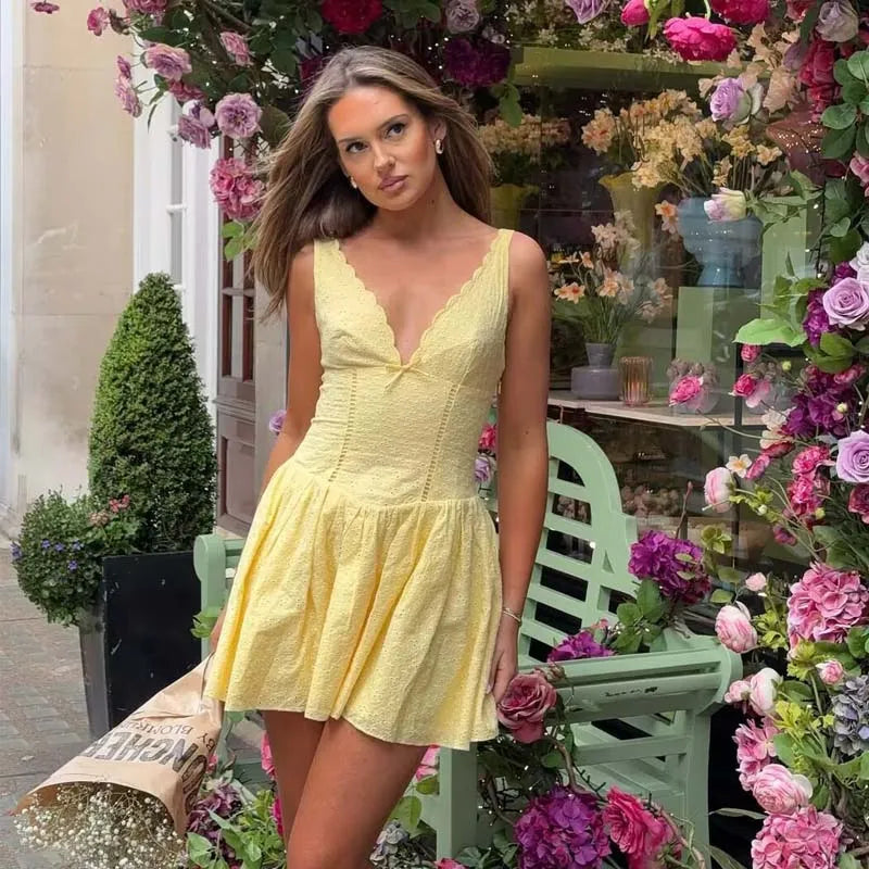 Vestido Prairie Chic – Floral Bordado, Mini, Verão